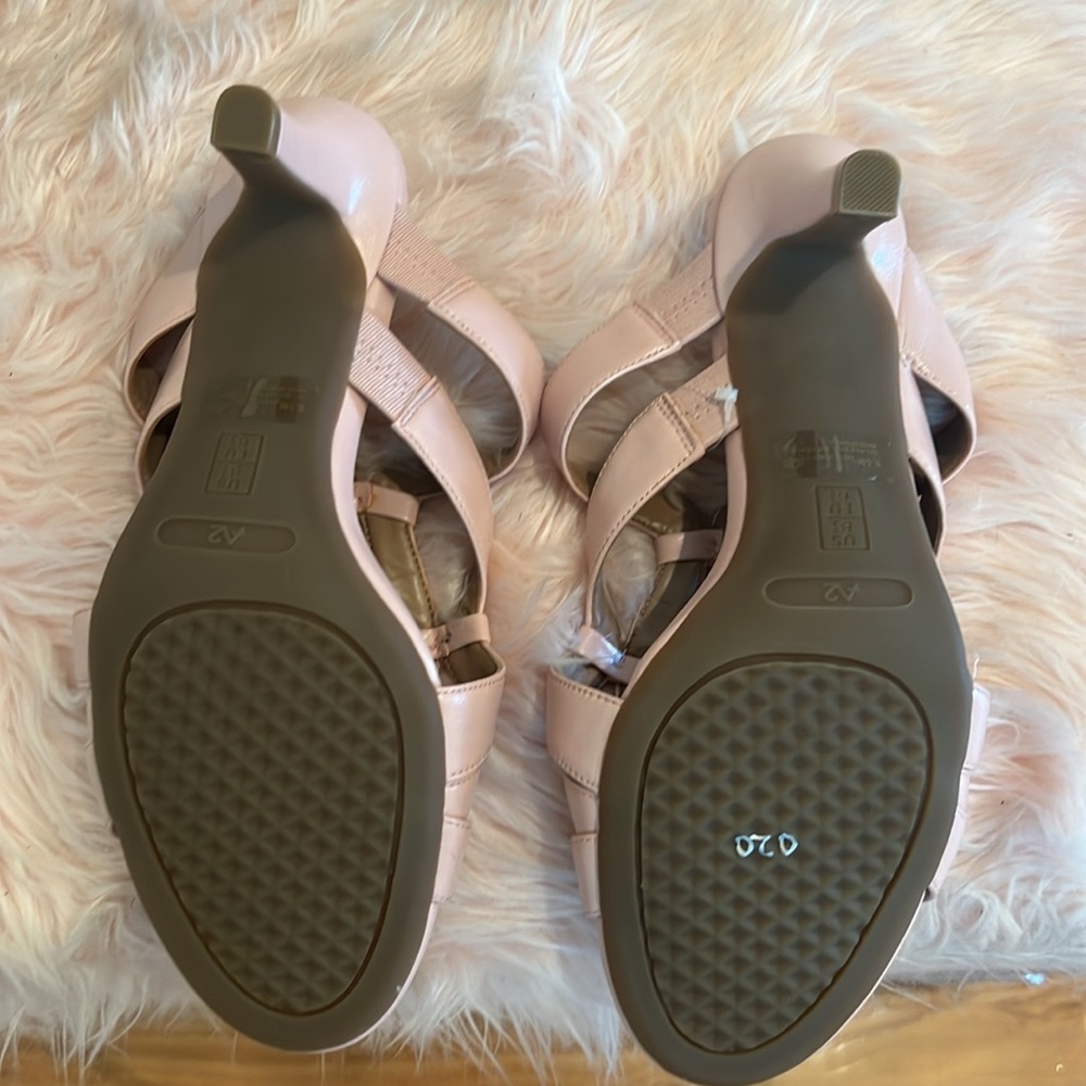 Aerosols Passageway Sandal - Picture 3 of 7